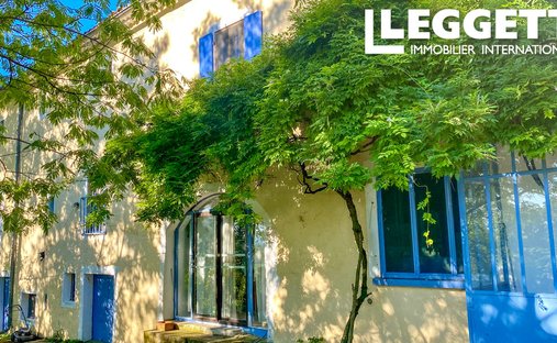 House in Bourg-Saint-Andéol, Auvergne-Rhône-Alpes, France 1