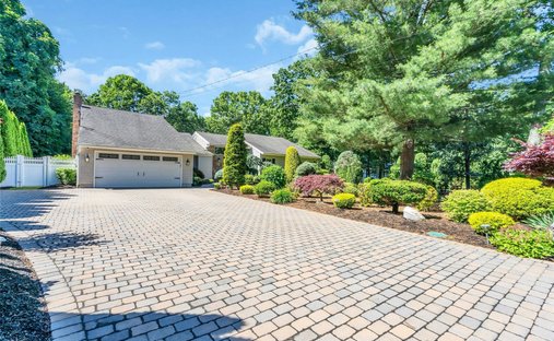 Casa a Smithtown, New York, Stati Uniti 1