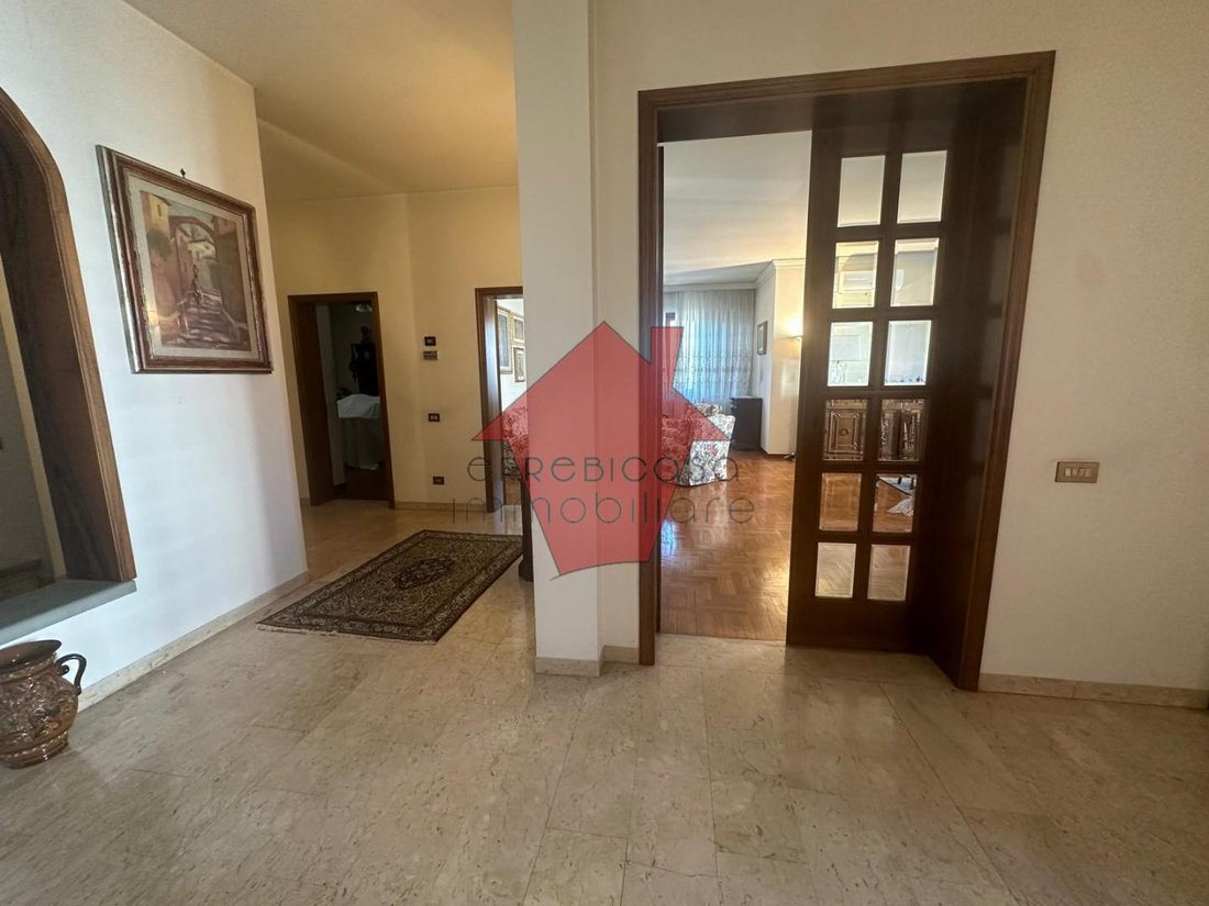 Villa in Hospital Zone, Empoli, Tuscany 3 - 18340551