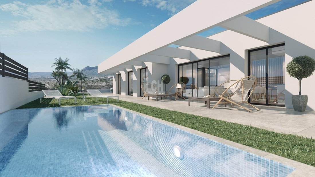 Villa in Finestrat, Valencian Community, Spain 1 - 14585685