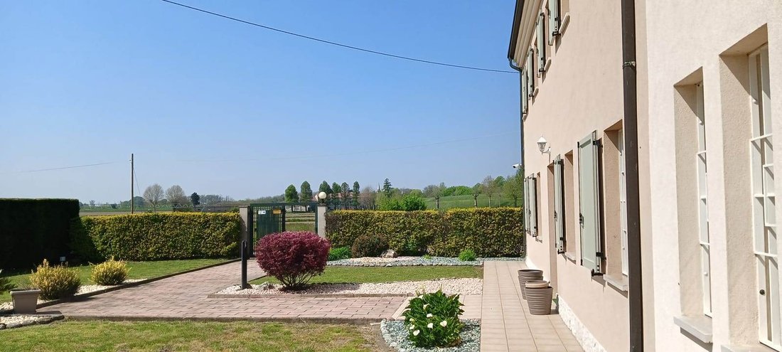 Villa in Albaredo d'Adige, Veneto, Italy 5 - 18341182