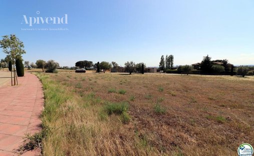 Land in Peralada, Catalonia, Spain 1