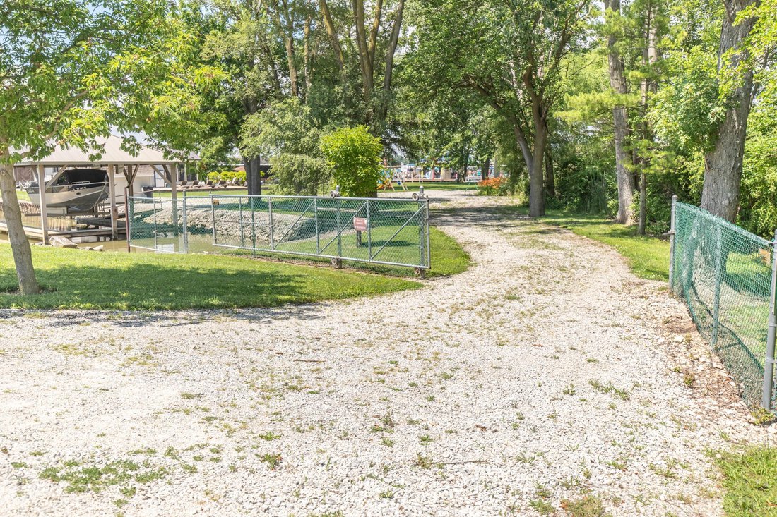 House in Fremont, Ohio, United States 3 - 18340029