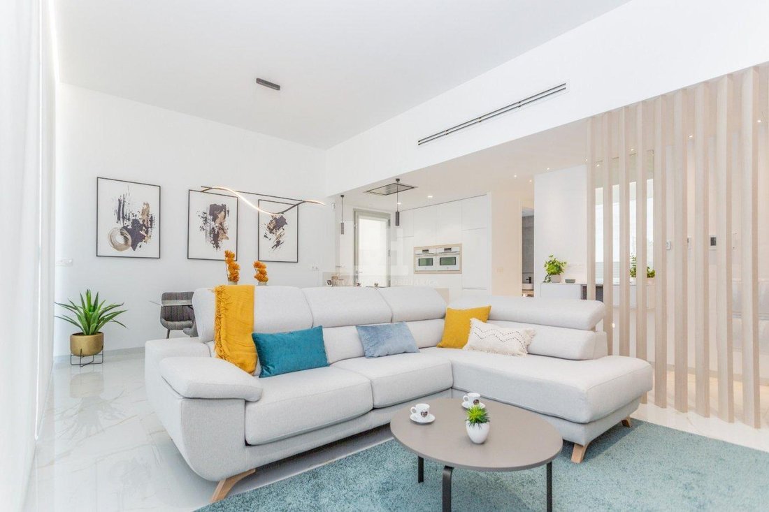 Villa in Torrevieja, Valencian Community, Spain 1 - 14426380
