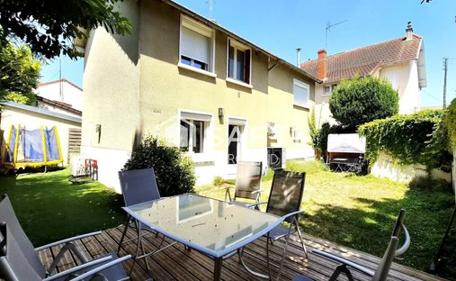 House in L'Union, Sartrouville, France 1