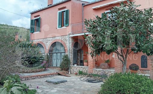 Villa in Porto Azzurro, Tuscany, Italy 1