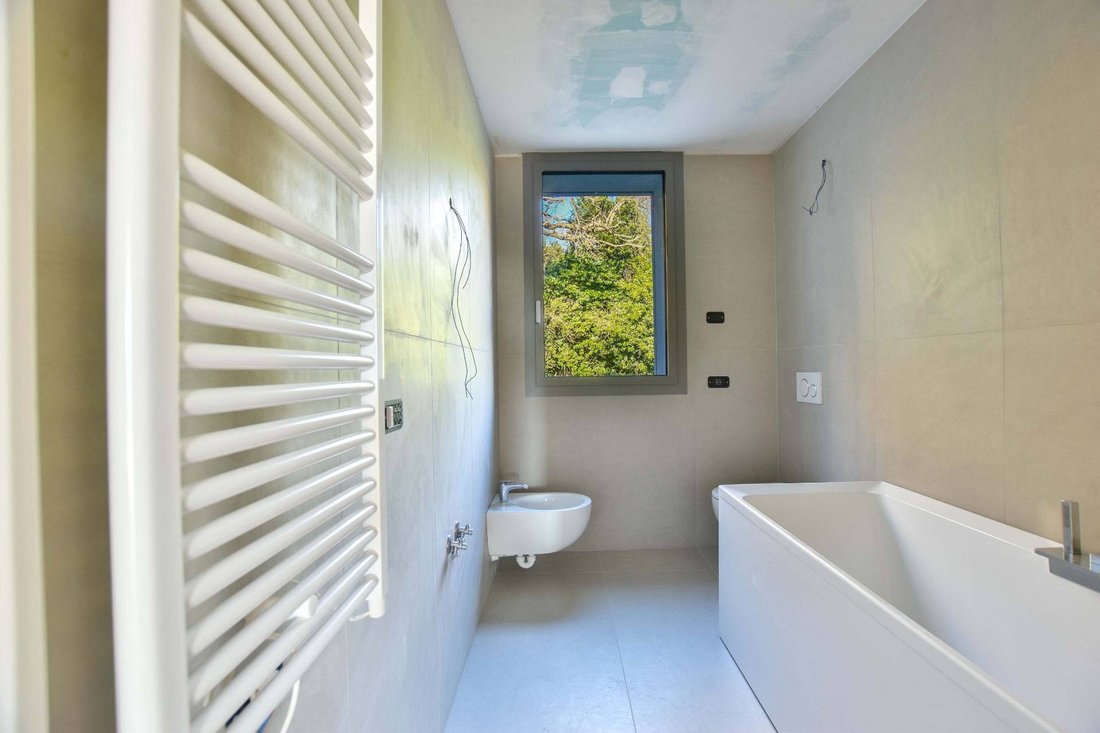 Apartment in Laveno-Mombello, Lombardy, Italy 5 - 18341695