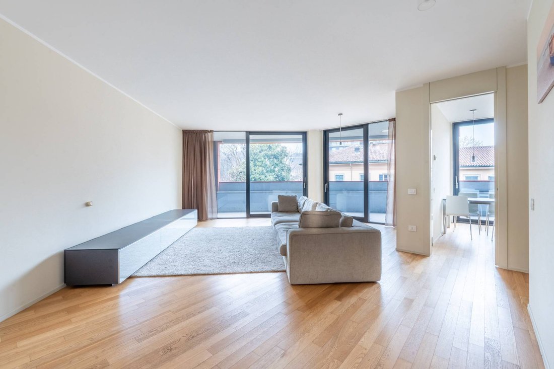 Apartment in Rondinella-Baraggia-Restellone, Sesto San Giovanni, Lombardy 2 - 18341681