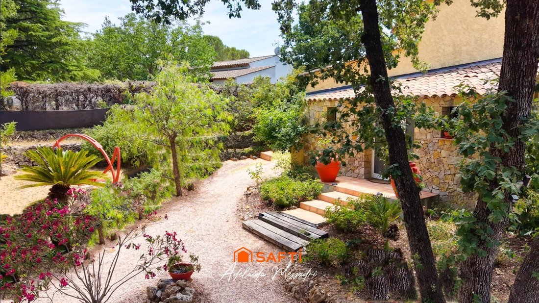 House in Fayence, Provence-Alpes-Côte d'Azur, France 3 - 18343405