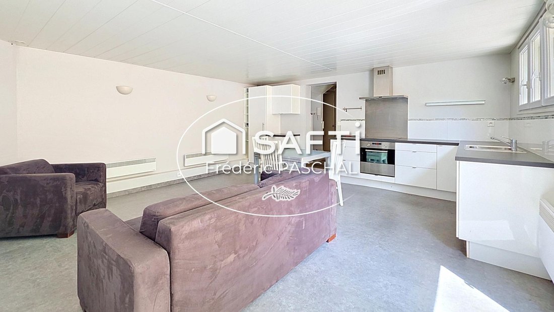 Plateau Ouest, Suresnes, France 3 - 18343412