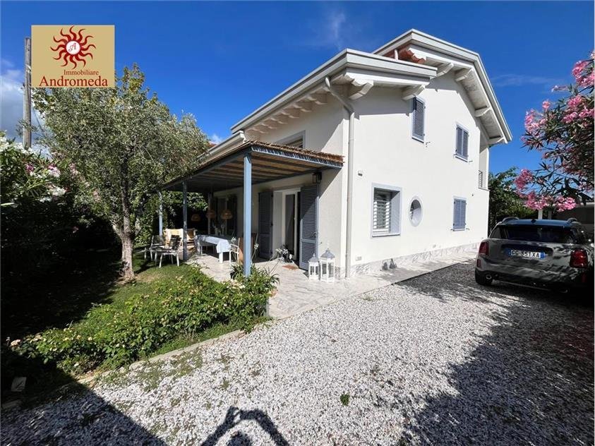 Villa in Center, Forte dei Marmi, Tuscany 2 - 18344013