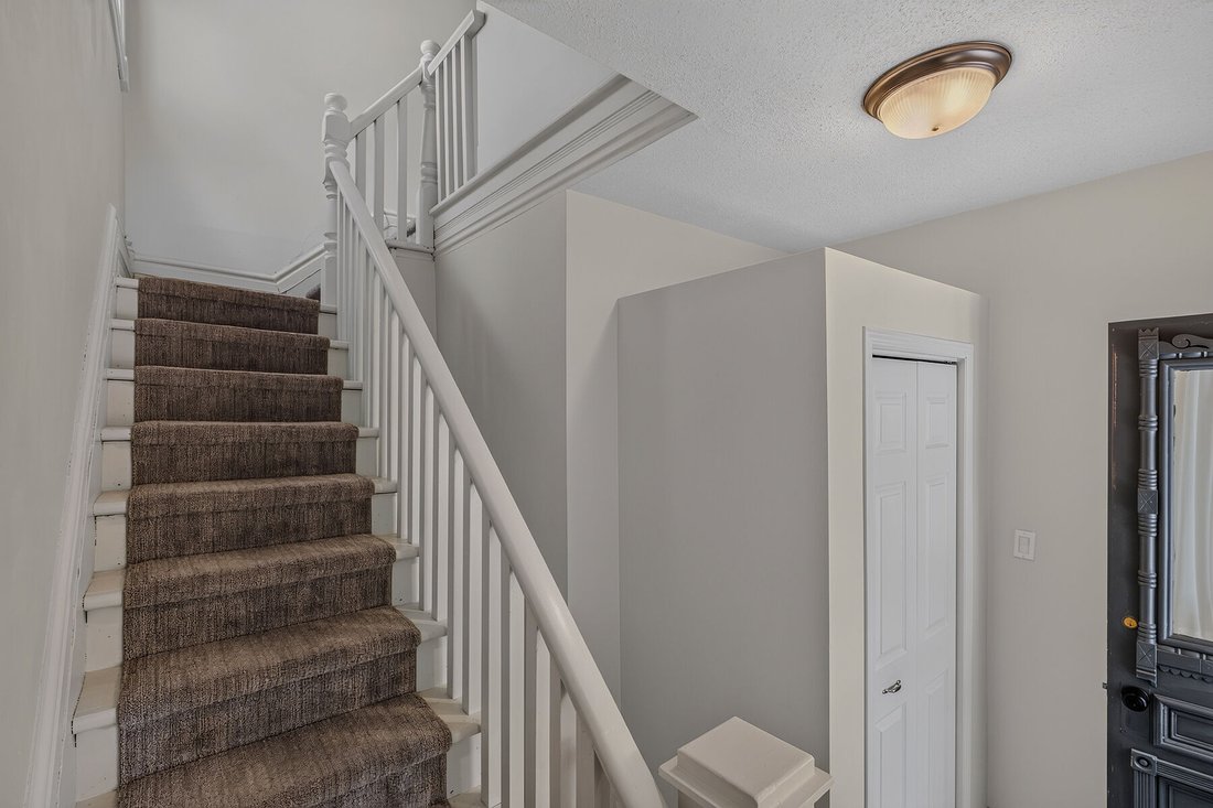 Apartment in Stratford, Ontario, Canada 4 - 18348949