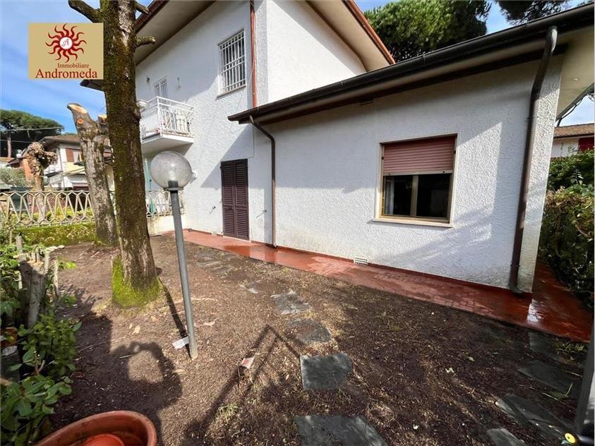 Villa in Center, Forte dei Marmi, Tuscany 3 - 18343956