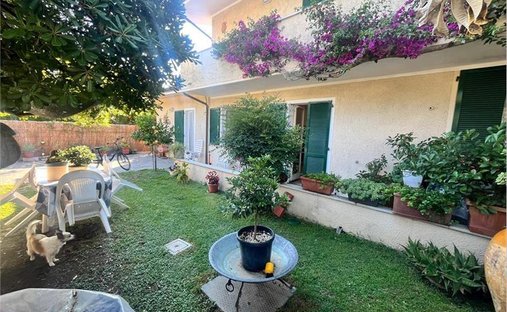 Villa in Center, Forte dei Marmi, Tuscany 1