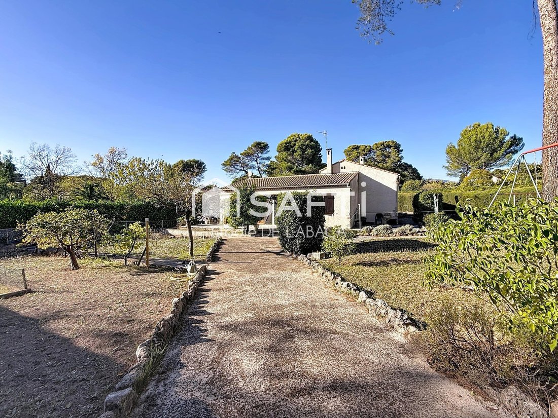 House in Mougins, Provence-Alpes-Côte d'Azur, France 3 - 18343387