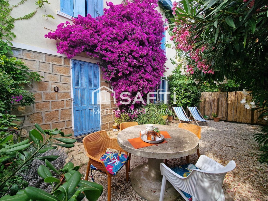 House in Coste Chaude-Mauveou, La Seyne-sur-Mer, France 2 - 18305606