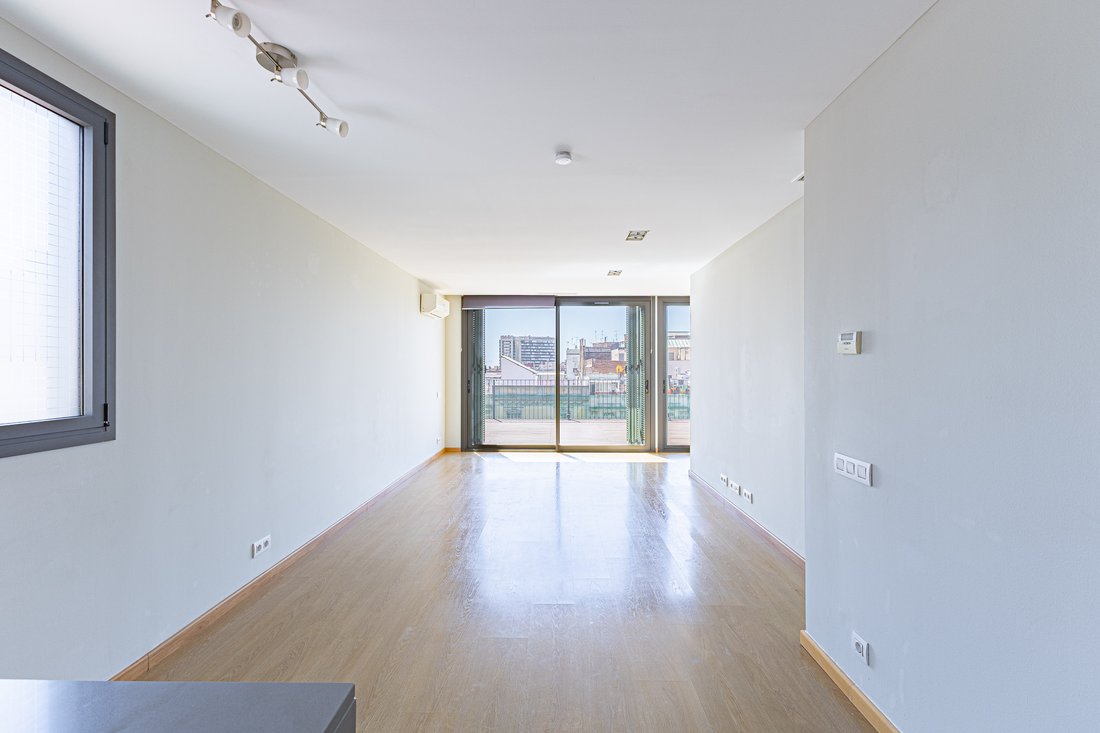 Penthouse in Eixample, Barcelona, Spain 4 - 18345542