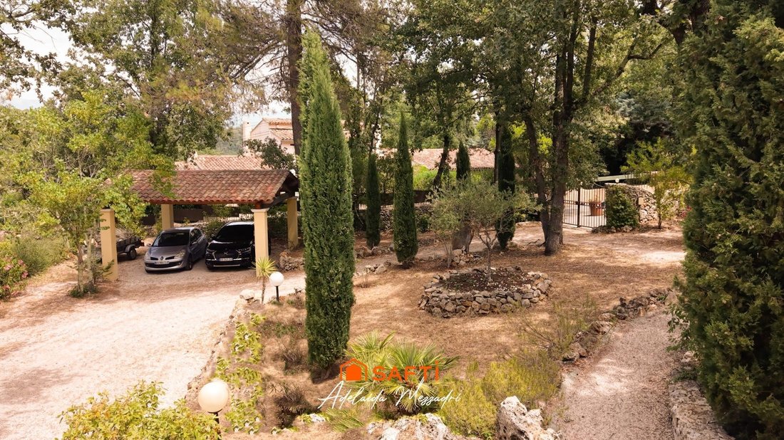 House in Fayence, Provence-Alpes-Côte d'Azur, France 4 - 18343405