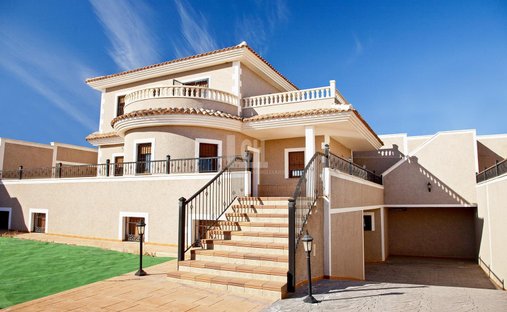 Villa en Torrevieja, Comunidad Valenciana, España 1