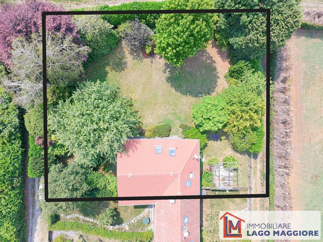 Villa in Ispra, Lombardei, Italien 2 - 17857091