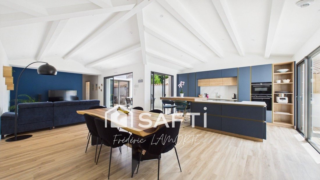 House in La Jarrie, Nouvelle-Aquitaine, France 3 - 18343416