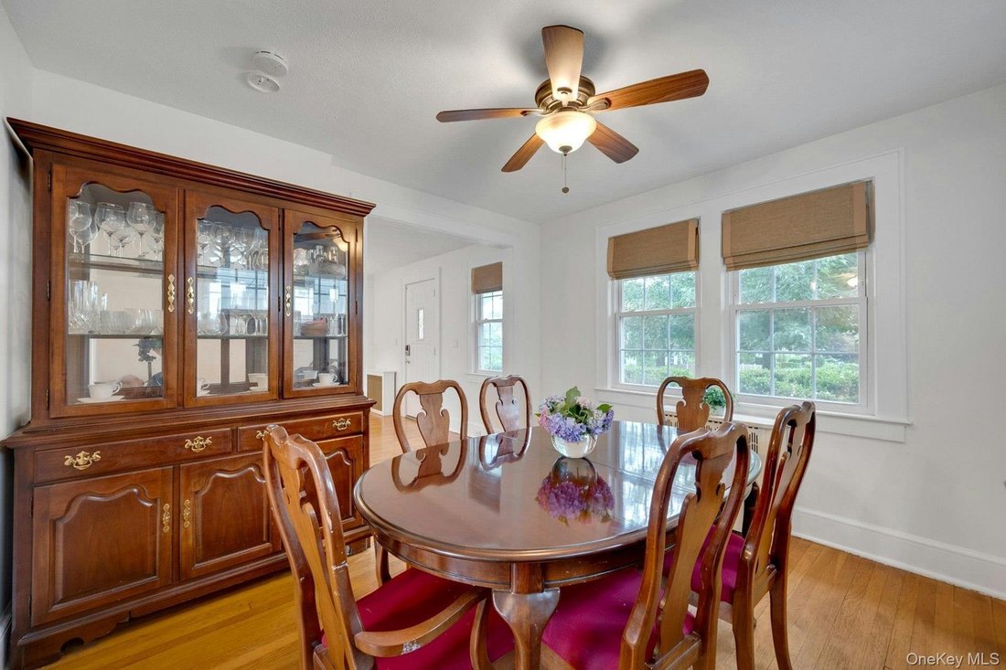 House in White Plains, New York, United States 5 - 18269241