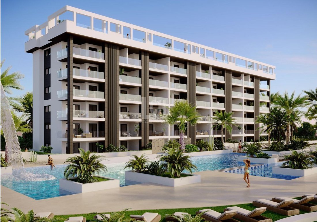 Apartment in Torrevieja, Valencian Community, Spain 2 - 14426749