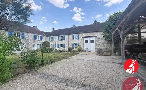 House in Courdimanche-sur-Essonne, Ile-de-France, France 1