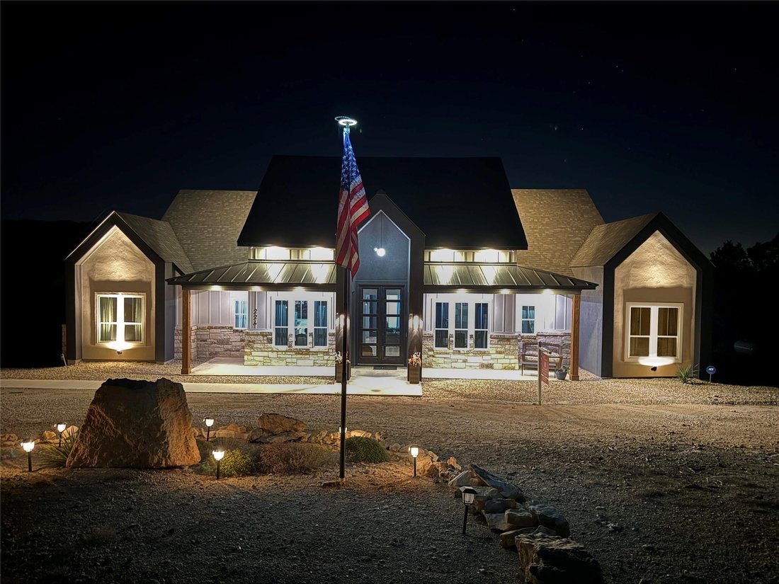 House in Canyon Lake, Texas, United States 2 - 18340936