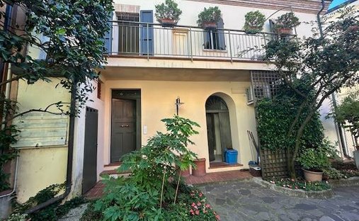 House in Italy 1