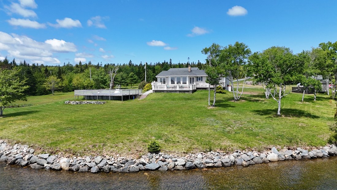 House in Saint Peters, Nova Scotia, Canada 2 - 18341781