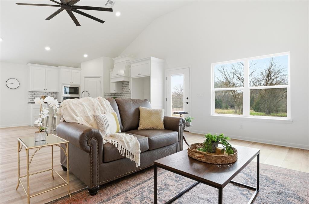 House in Lorena, Texas, United States 5 - 18345477