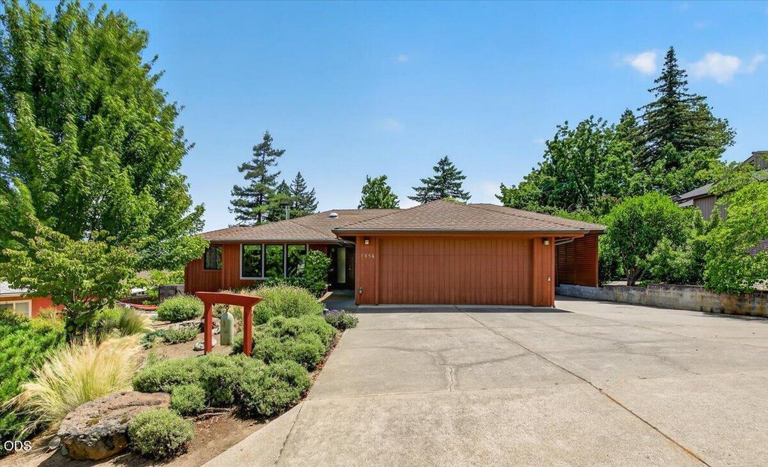 House in Ashland, Oregon, United States 1 - 18339747