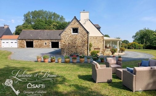 House in Pontrieux, Brittany, France 1