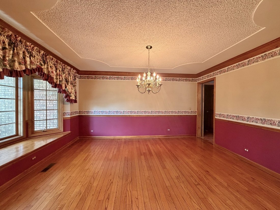 House in Bolingbrook, Illinois, United States 4 - 18340487