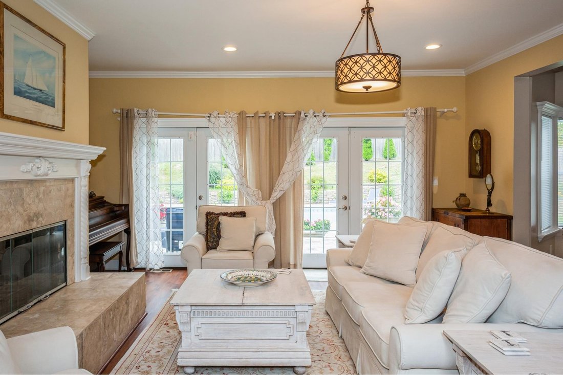 Southampton, New York, United States 5 - 18348171