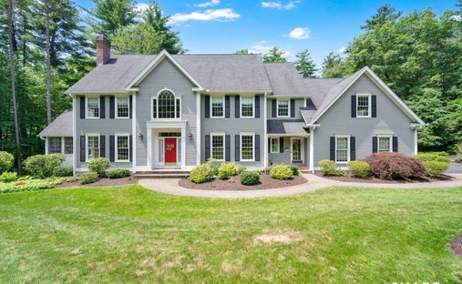 House in Simsbury, Connecticut, United States 1