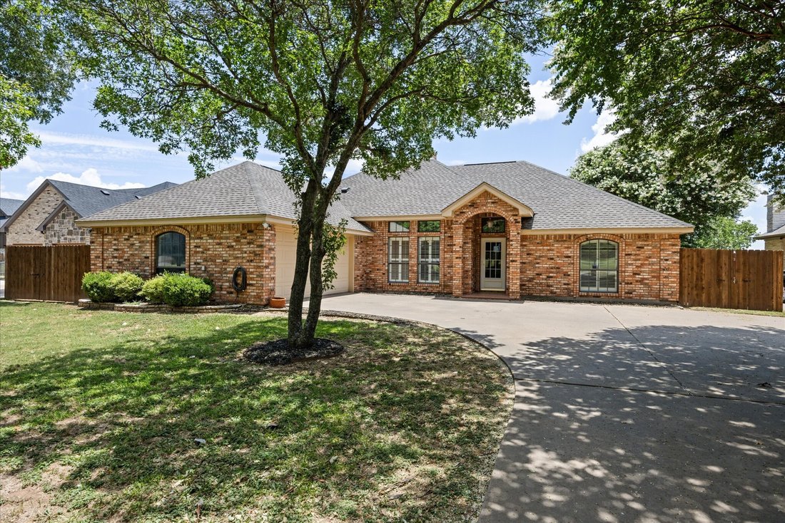 House in Granbury, Texas, United States 2 - 18345564
