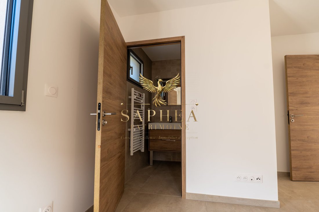 Villa in Le Lavandou, Provence-Alpes-Côte d'Azur, France 5 - 18348763