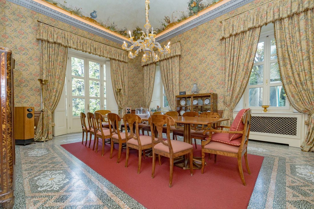 Villa in Besana in Brianza, Lombardy, Italy 5 - 18341666