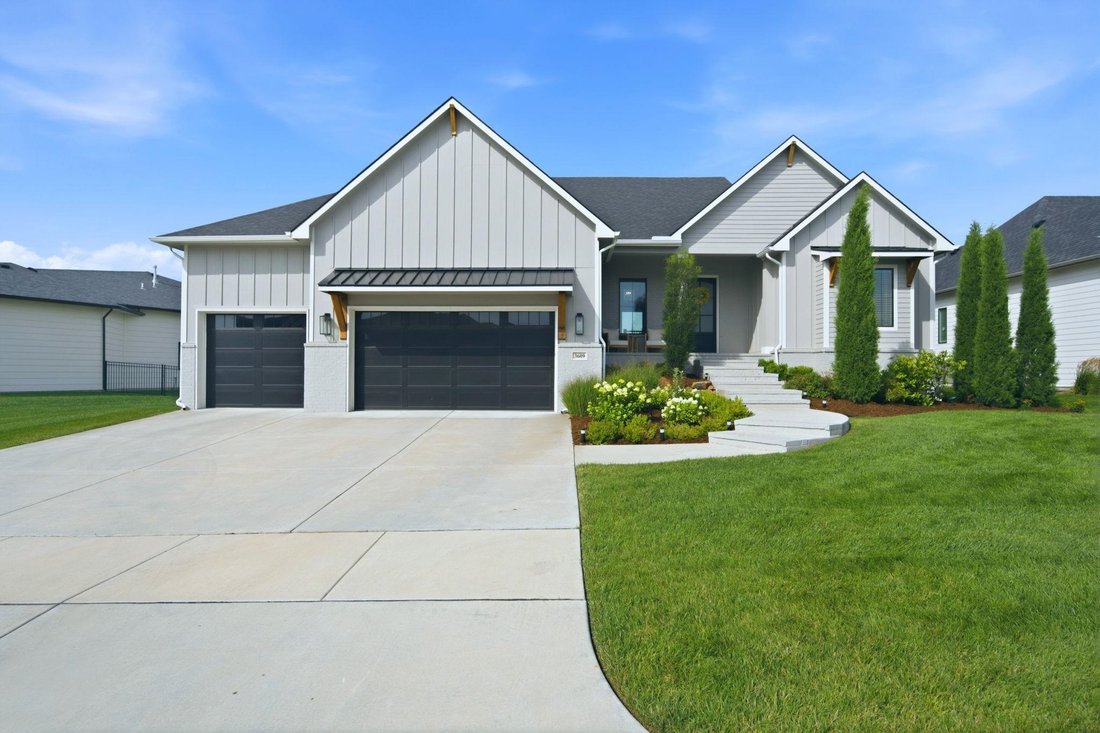 House in Bel Aire, Kansas, United States 1 - 18347138