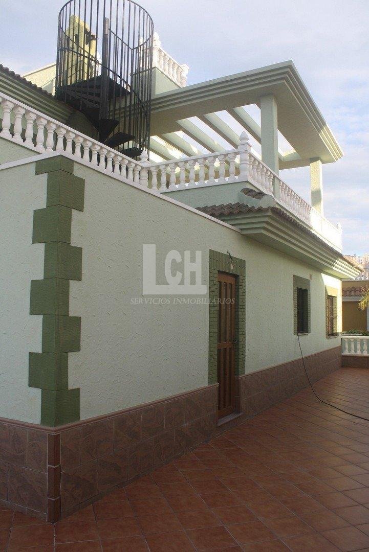 Villa in Torrevieja, Valencian Community, Spain 4 - 14425616