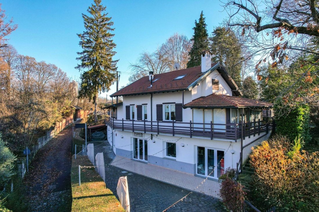 Landhaus in Comabbio, Lombardei, Italien 5 - 18341706