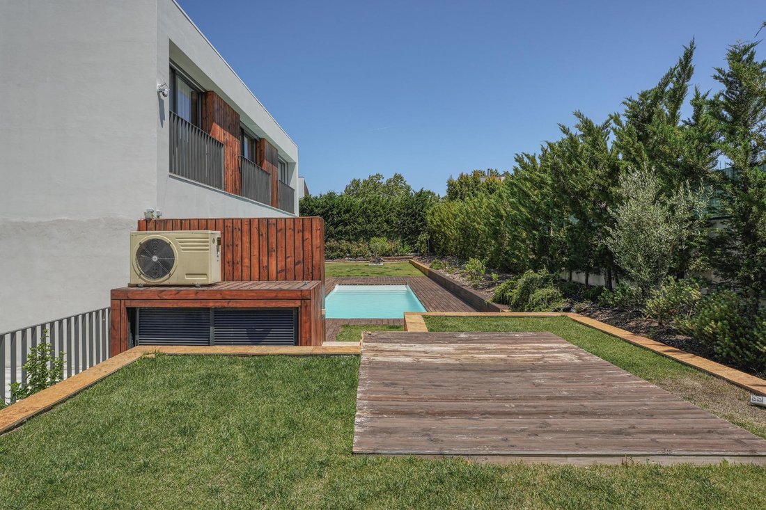 Villa in Barcarena, Lisbon, Portugal 5 - 18342895