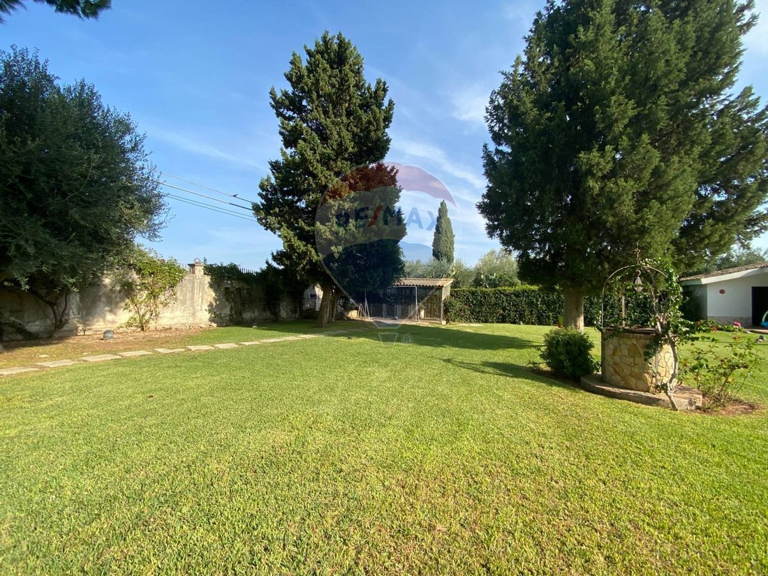 Villa in Saint Lucia, Fontane Bianche, Sicily 1 - 18341314