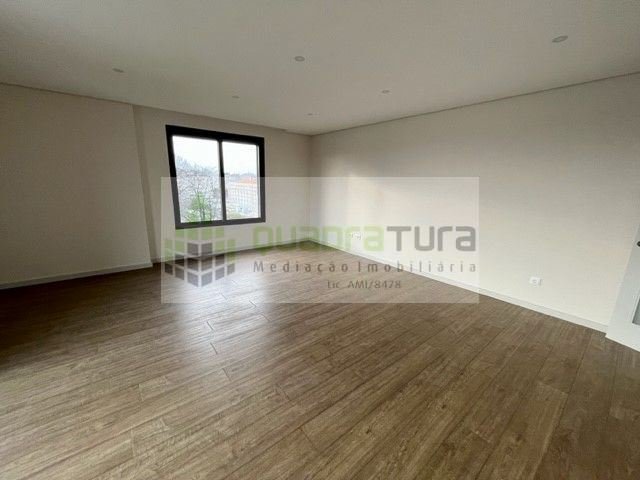 Apartment in Cedofeita, Santo Ildefonso, Se, Miragaia, Sao Nicolau e Vitoria, Porto District, Portugal 3 - 12524554
