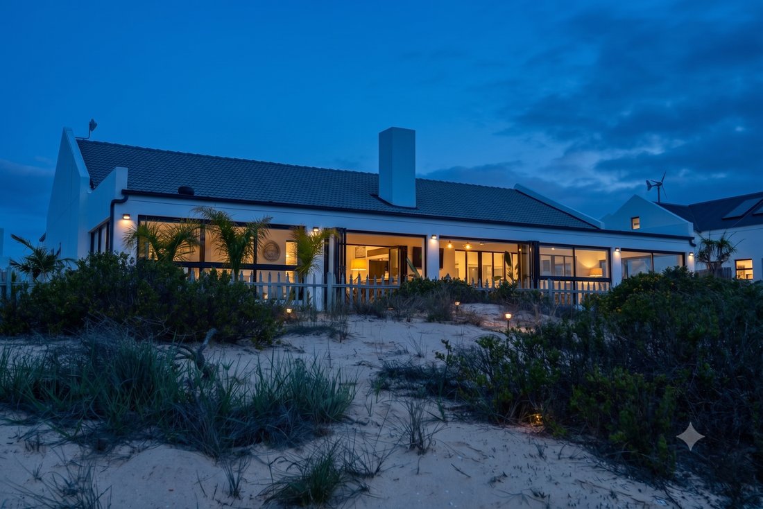 House in Velddrif, Western Cape, South Africa 1 - 18345005