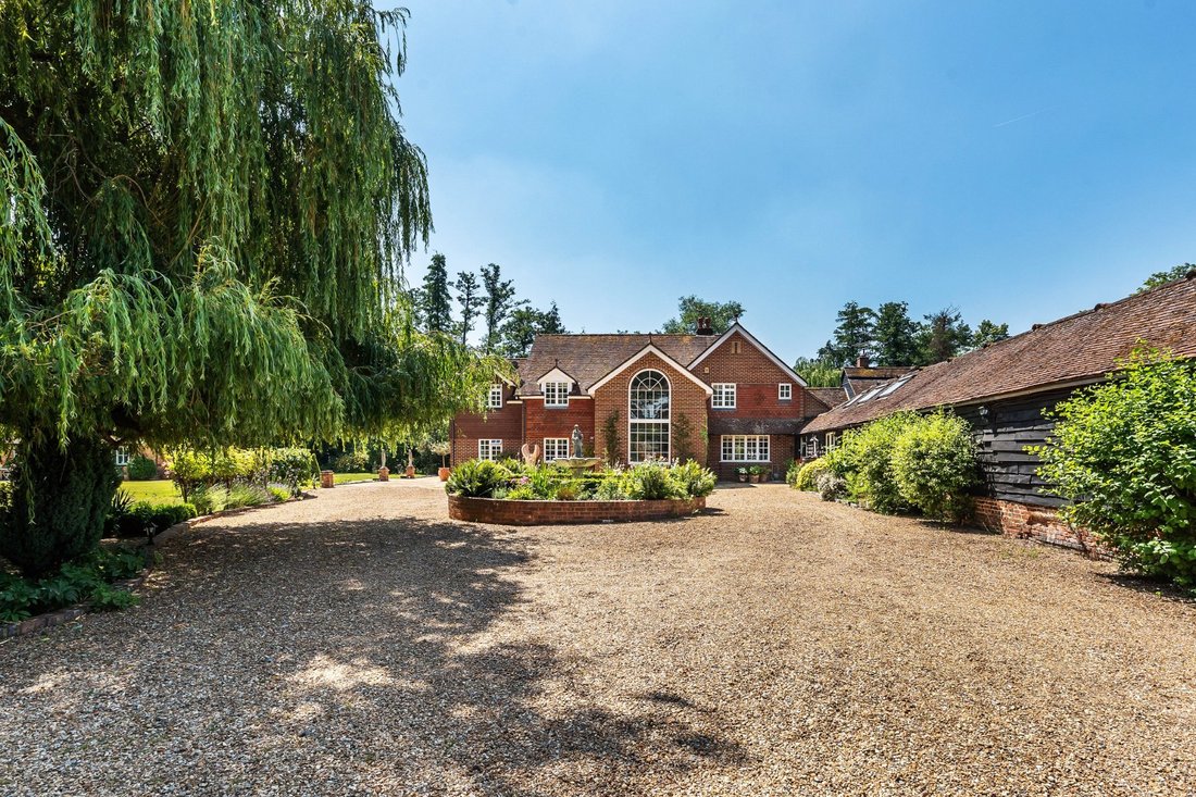 House in Pyrford Green, Woking, England 5 - 18339926