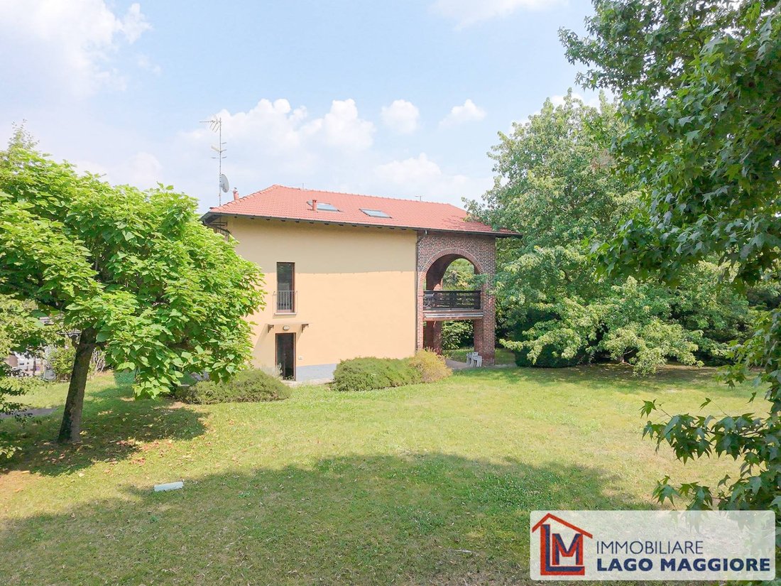Villa in Ispra, Lombardei, Italien 4 - 17857091