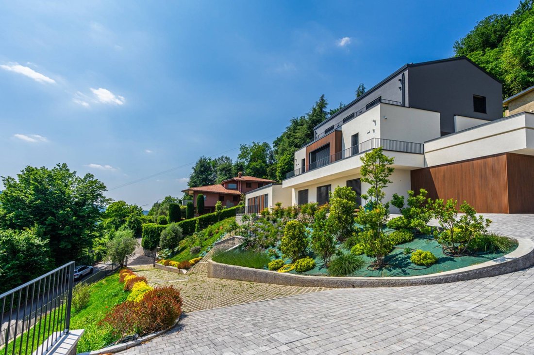 Villa in Ponteranica, Lombardy, Italy 5 - 18341759